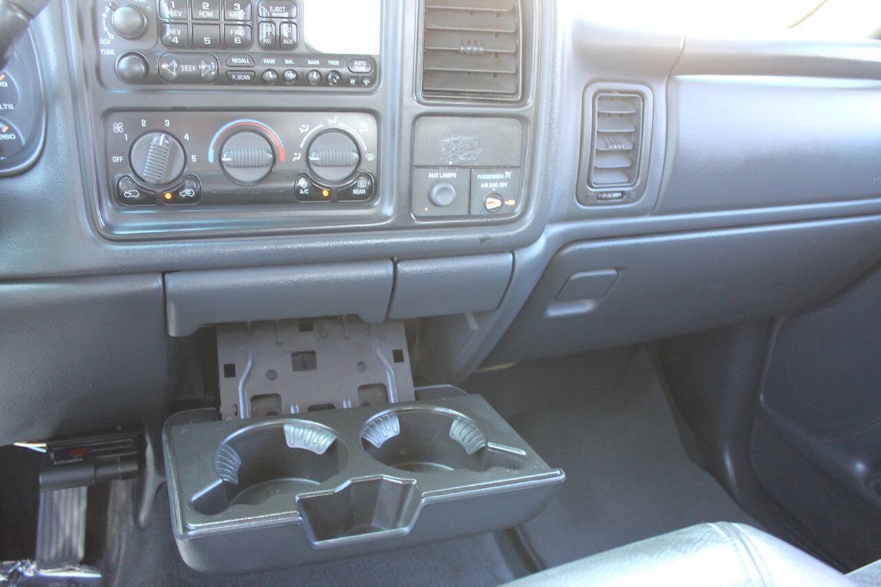 Used 1999 Chevrolet Silverado 2500 LS w/ Snow Plow Prep Pkg AWD/4WD image 34