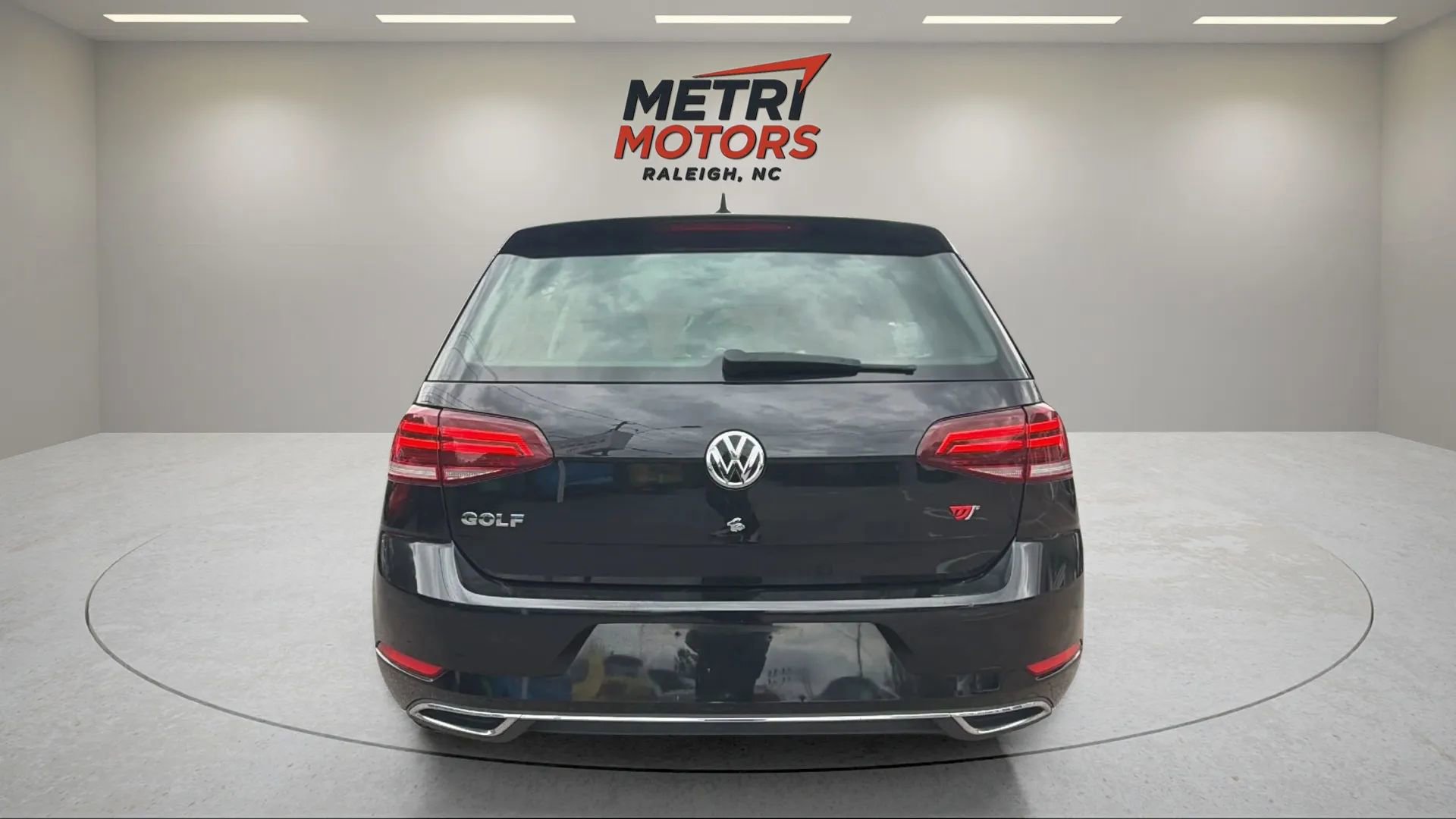 Used 2021 Volkswagen Golf 4-Door image 49