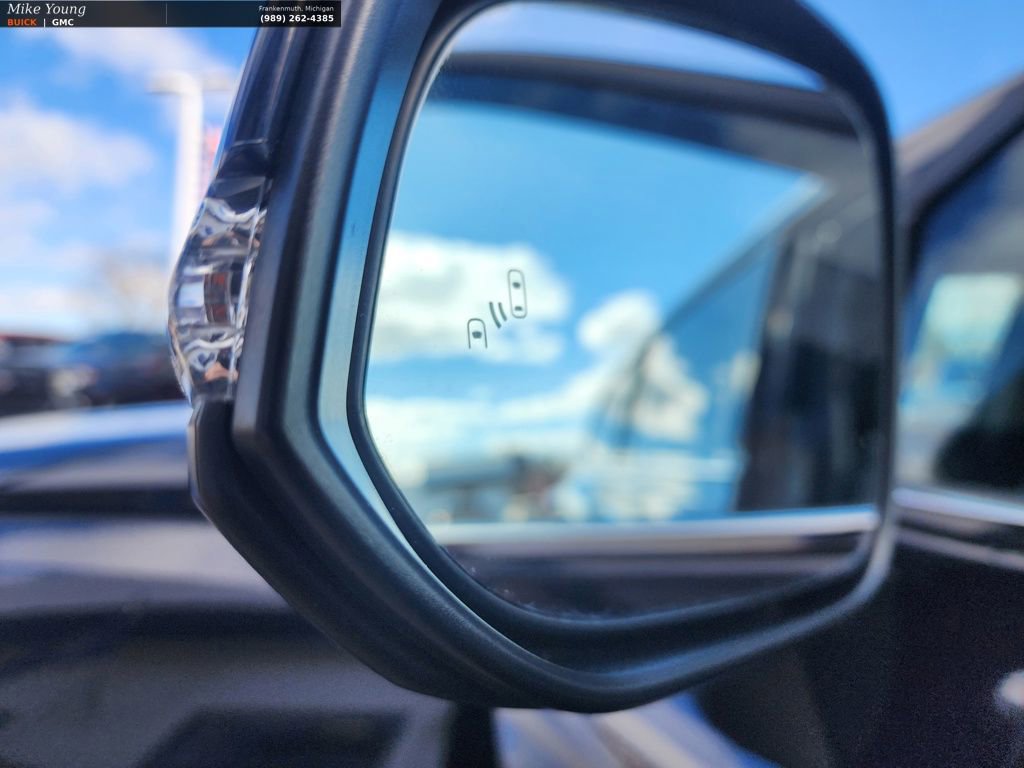 Used 2020 Toyota Highlander XLE image 25