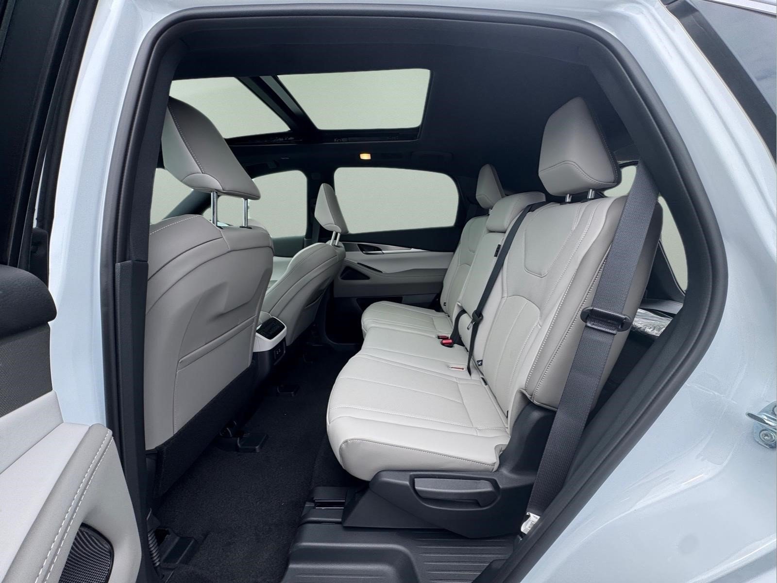 New 2027 INFINITI QX65 Luxe AWD/4WD image 14