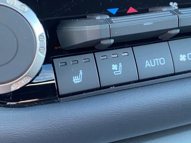 New 2026 Toyota Sequoia Platinum AWD/4WD image 20