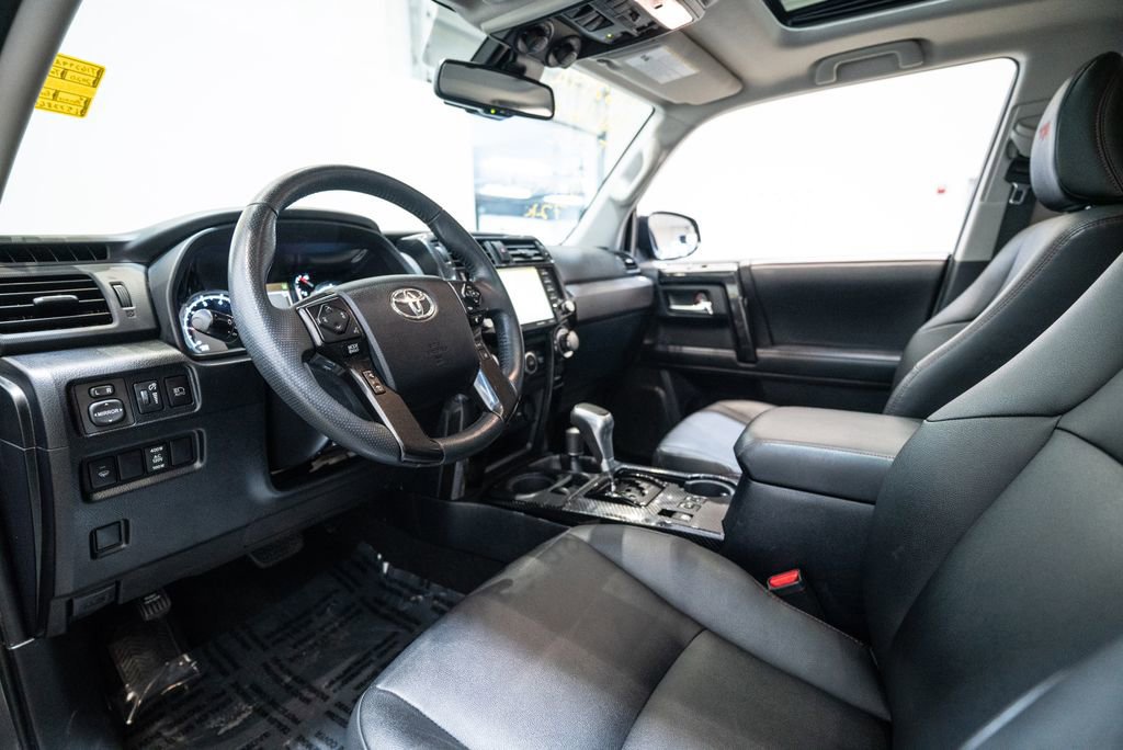 Certified 2020 Toyota 4Runner TRD Off-Road Premium w/ Moonroof Package image 4