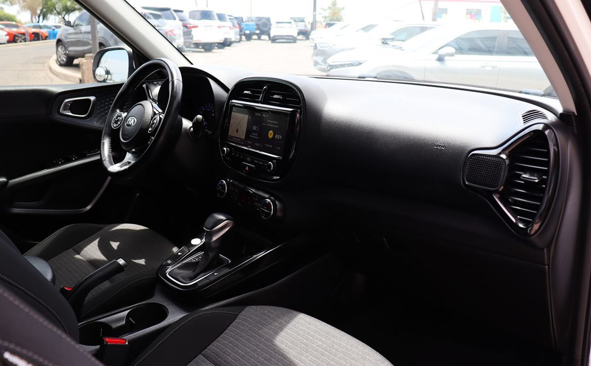 Used 2020 Kia Soul EX FWD image 35