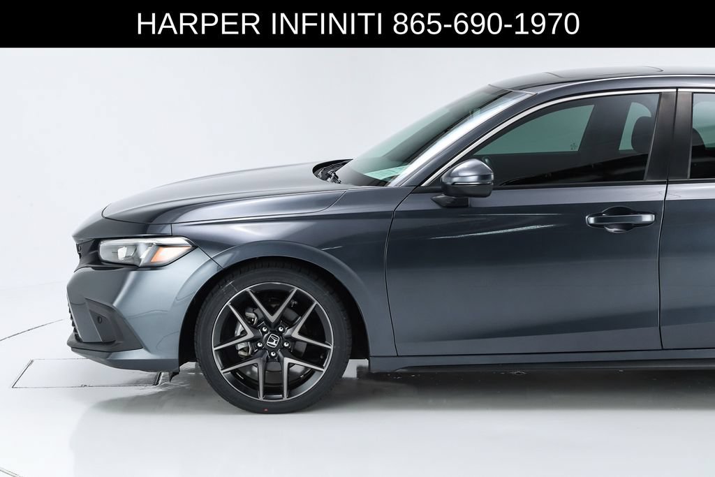 Used 2024 Honda Civic Sport Touring image 3