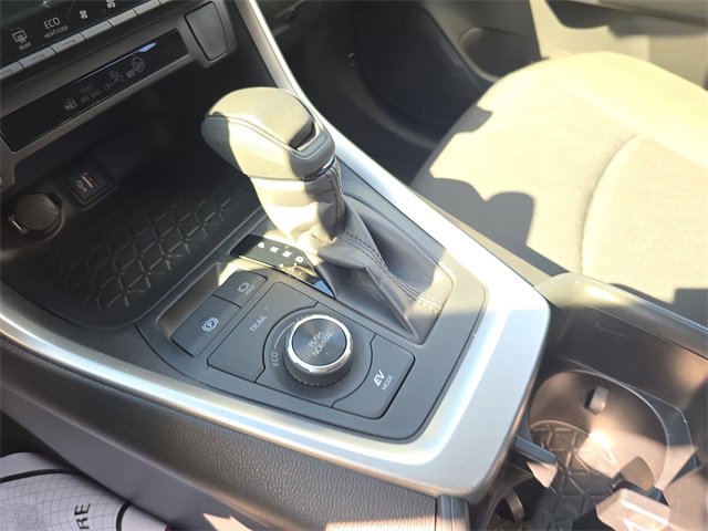 Used 2024 Toyota RAV4 LE image 25