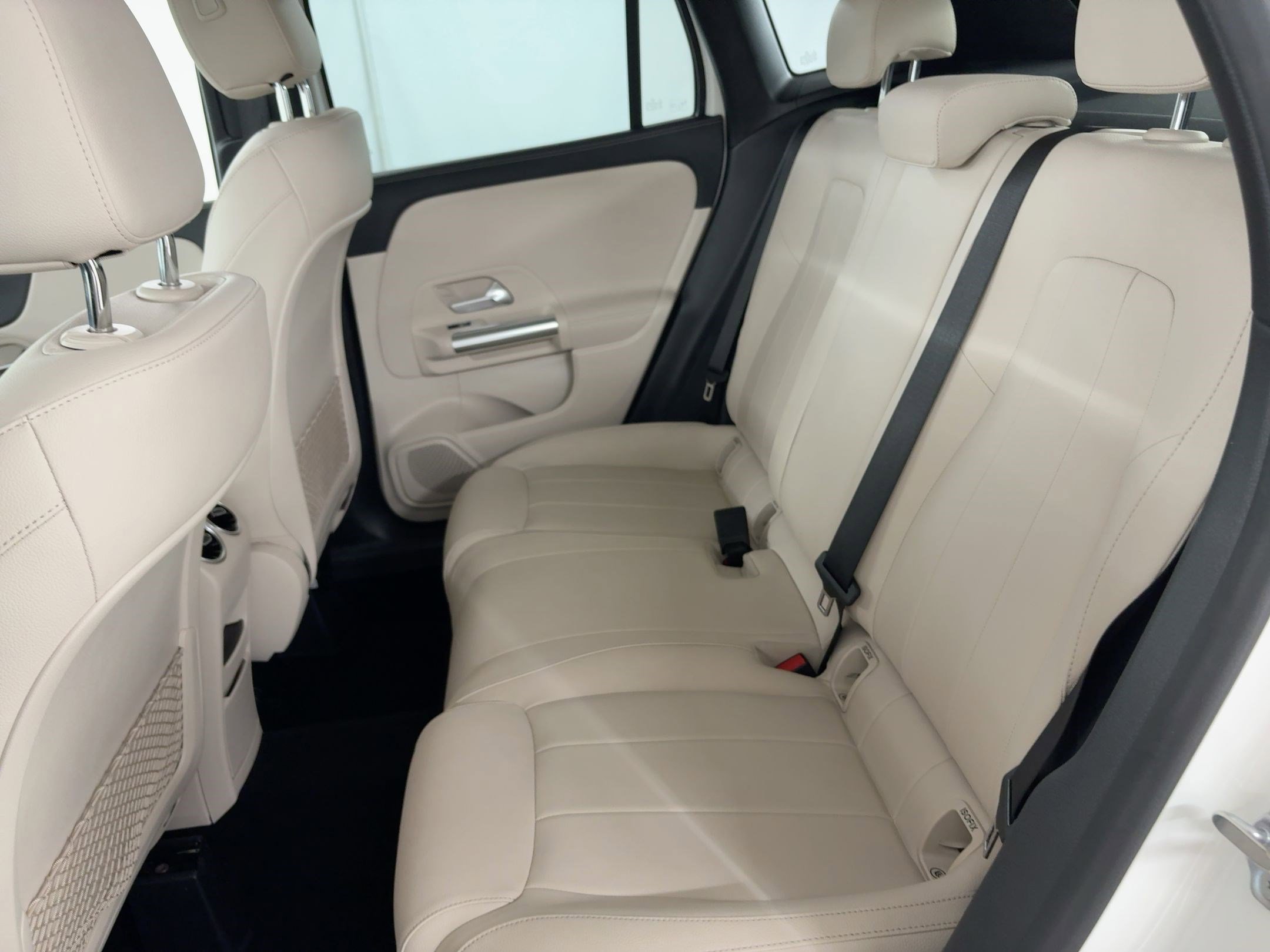 Certified 2022 Mercedes-Benz GLA 250 4MATIC image 27