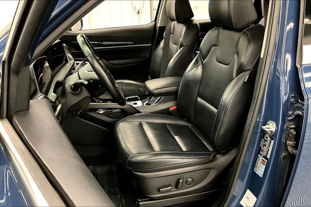 Used 2025 Kia Telluride S image 24