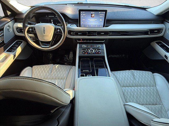Used 2023 Lincoln Aviator Black Label w/ Jet Package AWD/4WD image 18