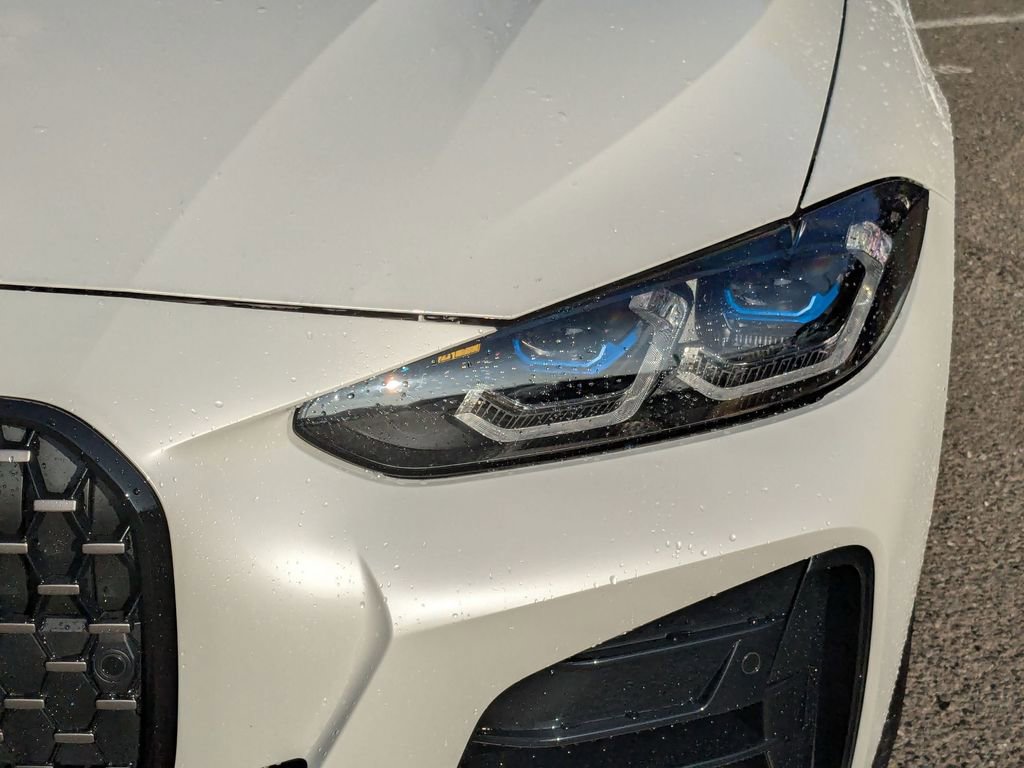 Used 2023 BMW 440i xDrive Convertible w/ Premium Package image 10