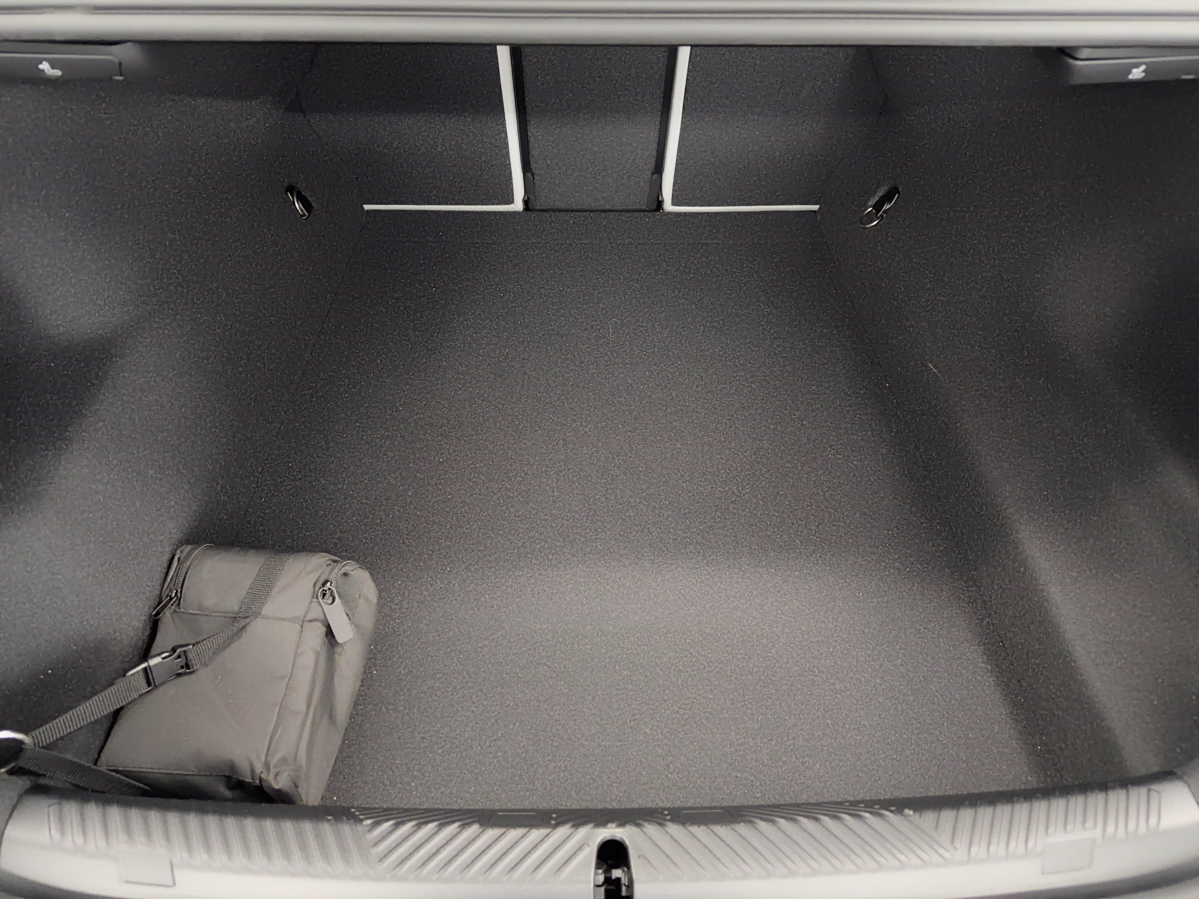 Used 2026 BMW M5 w/ Executive Package image 13