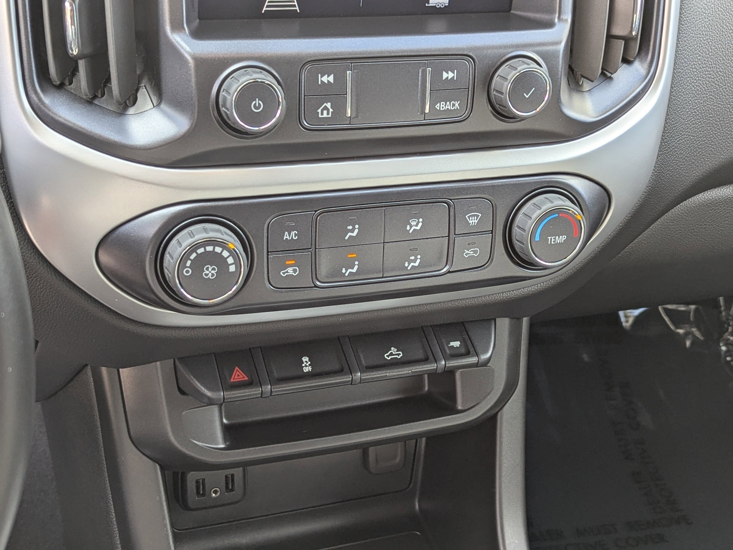 Used 2022 Chevrolet Colorado LT image 21