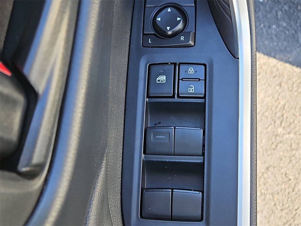 Used 2024 Toyota RAV4 LE image 22