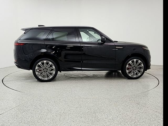 Certified 2024 Land Rover Range Rover Sport Dynamic SE image 4
