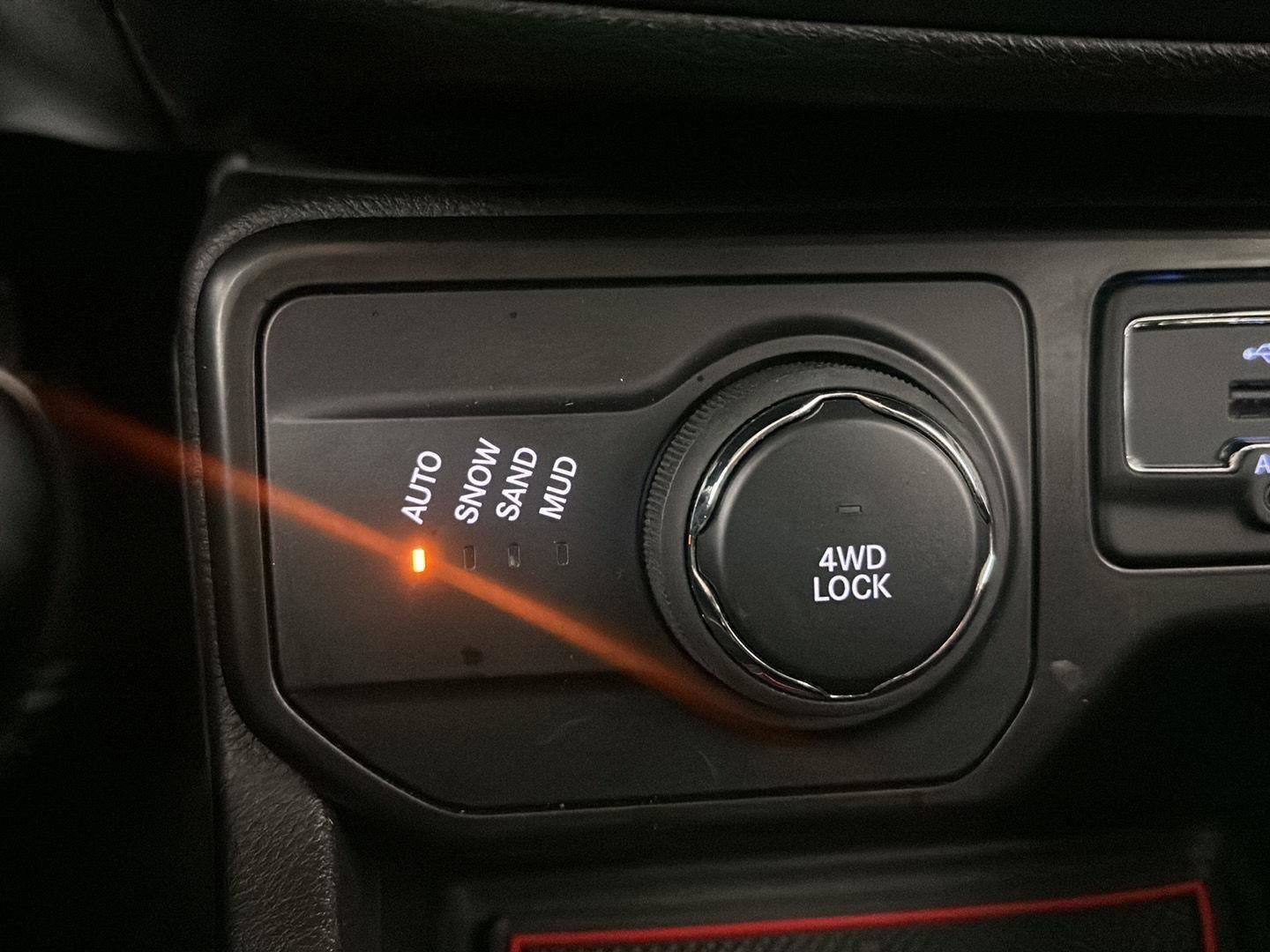 Used 2022 Jeep Renegade Latitude image 14