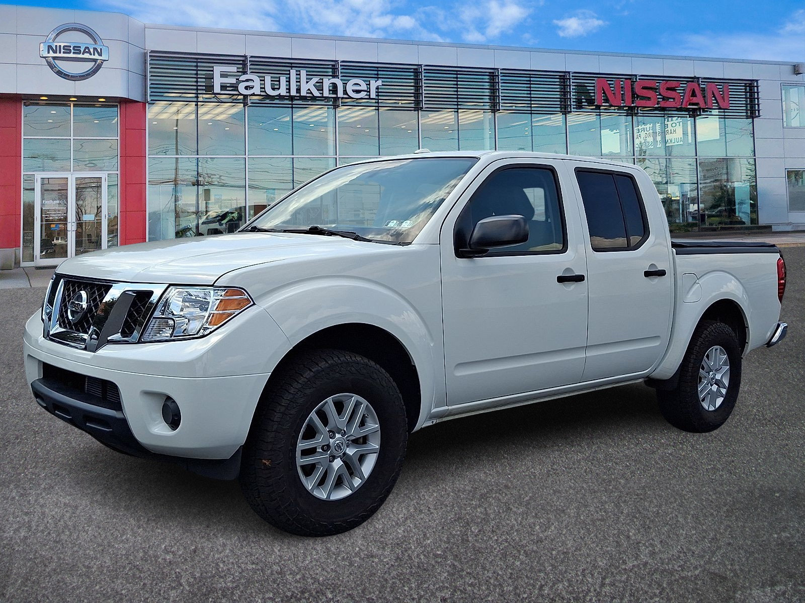 Used 2016 Nissan Frontier SV AWD/4WD image 3
