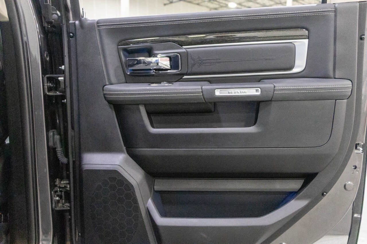 Used 2015 RAM 2500 Limited image 38