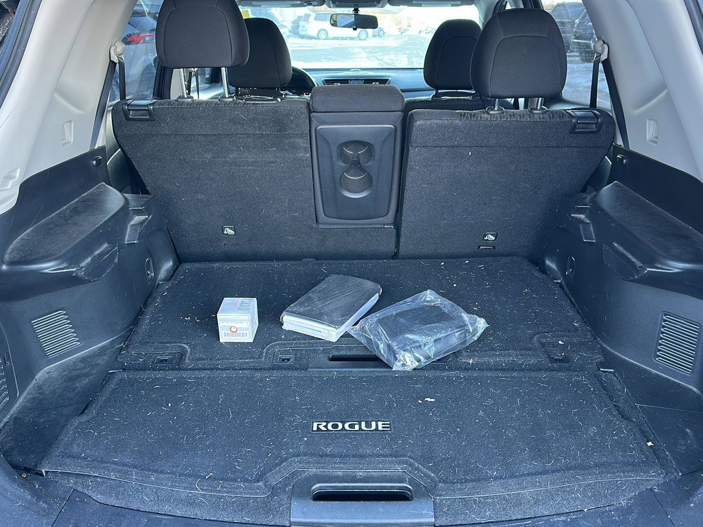 Used 2018 Nissan Rogue SV w/ Sun & Sound Touring Package image 23