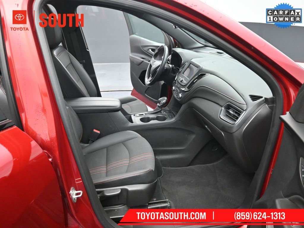 Used 2023 Chevrolet Equinox RS image 31