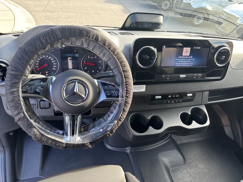New 2026 Mercedes-Benz Sprinter 2500 image 39