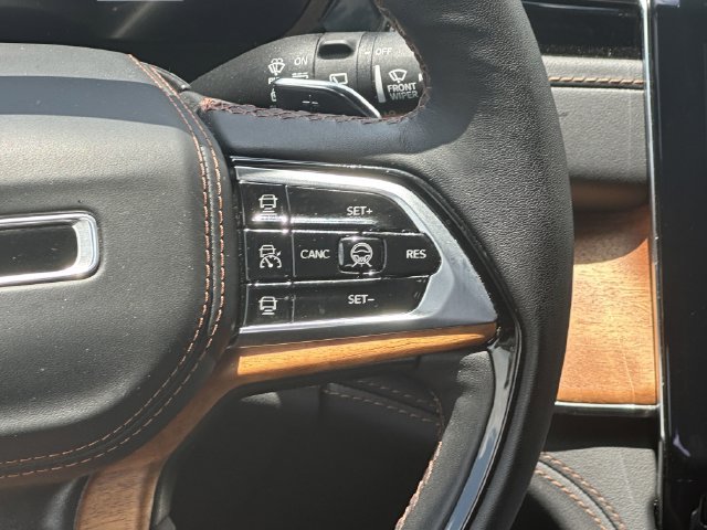 Used 2024 Jeep Grand Cherokee L Summit AWD/4WD image 26