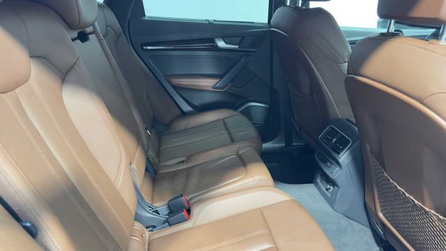 Used 2019 Audi Q5 2.0T Premium Plus w/ Premium Plus Package AWD/4WD image 15