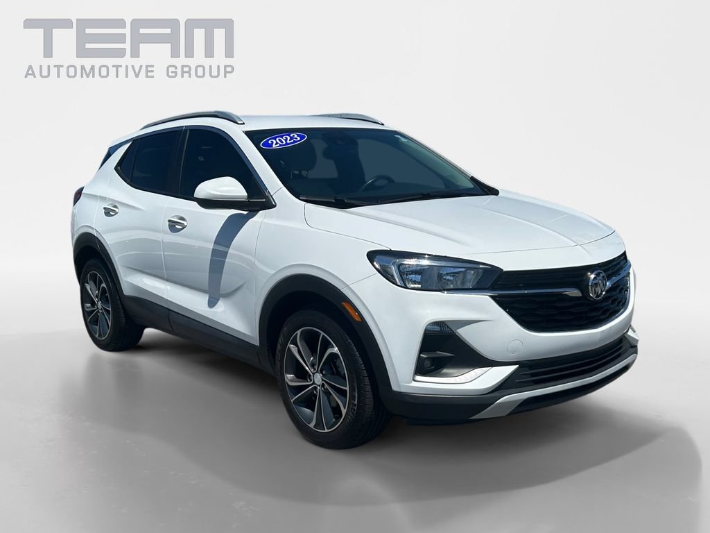 Used 2023 Buick Encore GX Select FWD image 1