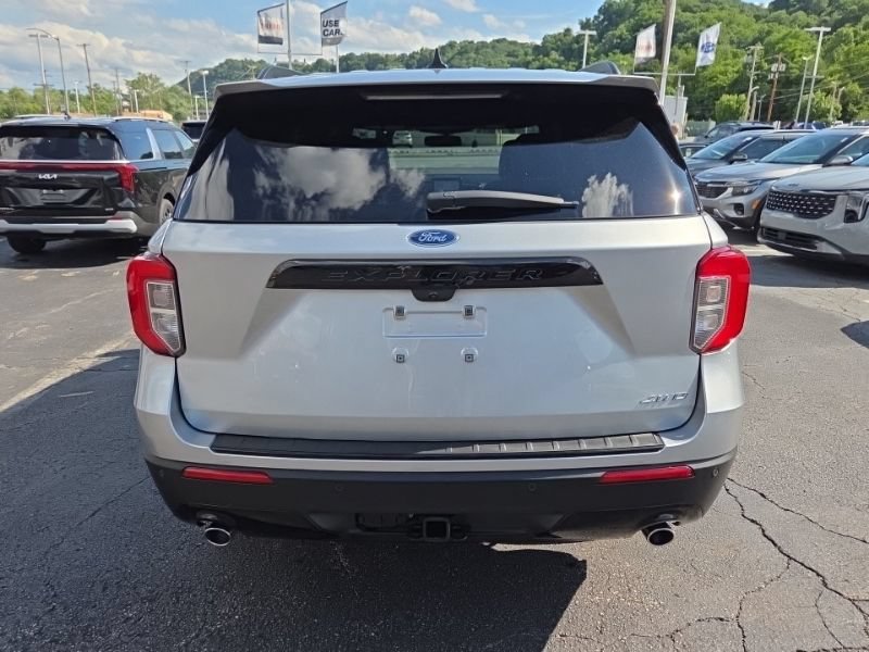 Used 2023 Ford Explorer ST-Line w/ Class IV Trailer Tow Package AWD/4WD image 6