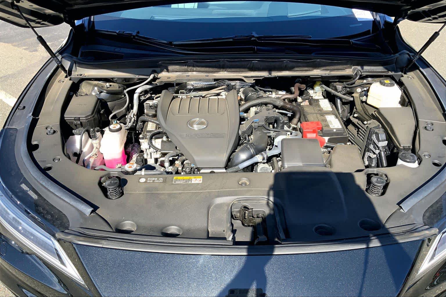Certified 2023 Lexus RX 350 F Sport w/ Accessory Package AWD/4WD image 32