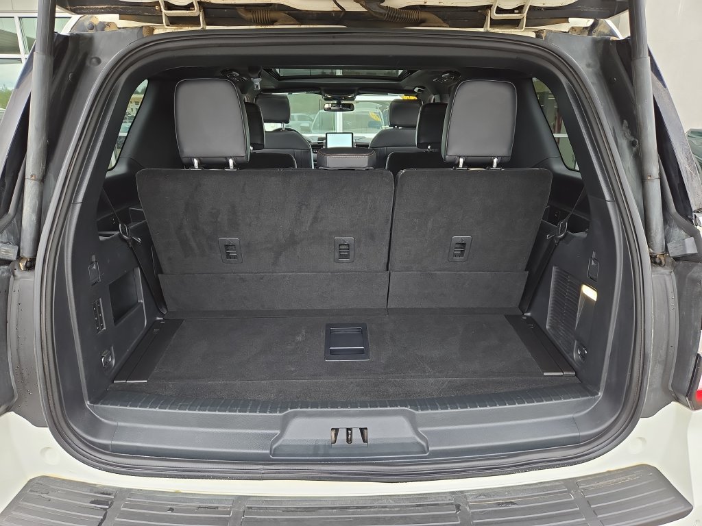 Used 2024 Ford Expedition Platinum AWD/4WD image 31