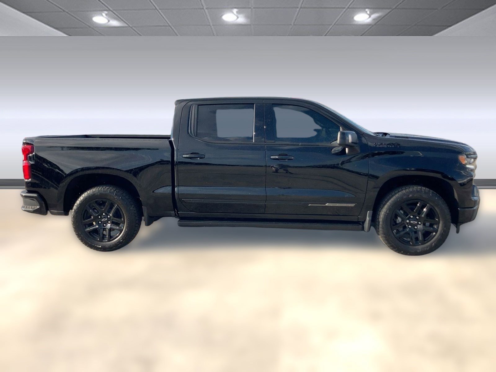 New 2026 Chevrolet Silverado 1500 High Country w/ Midnight Edition image 7