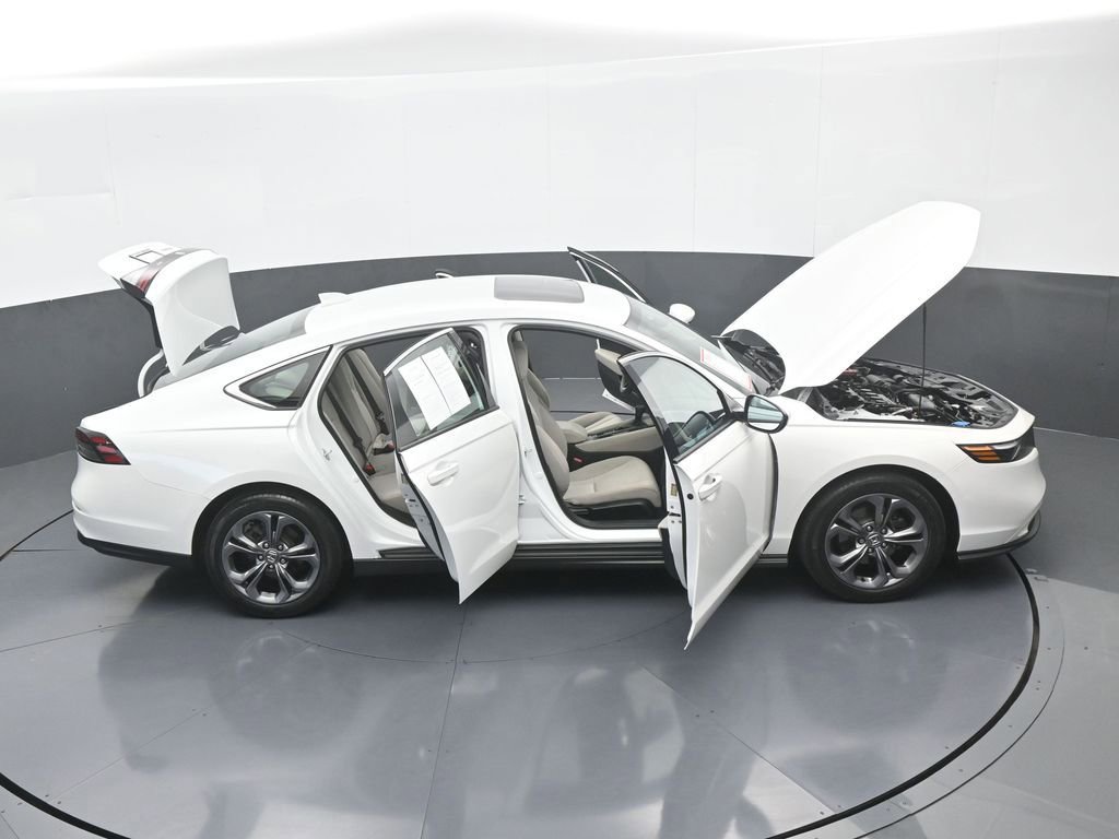 Used 2023 Honda Accord EX image 69
