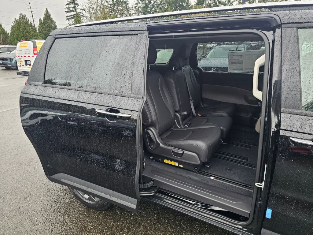 New 2026 Kia Carnival EX image 27