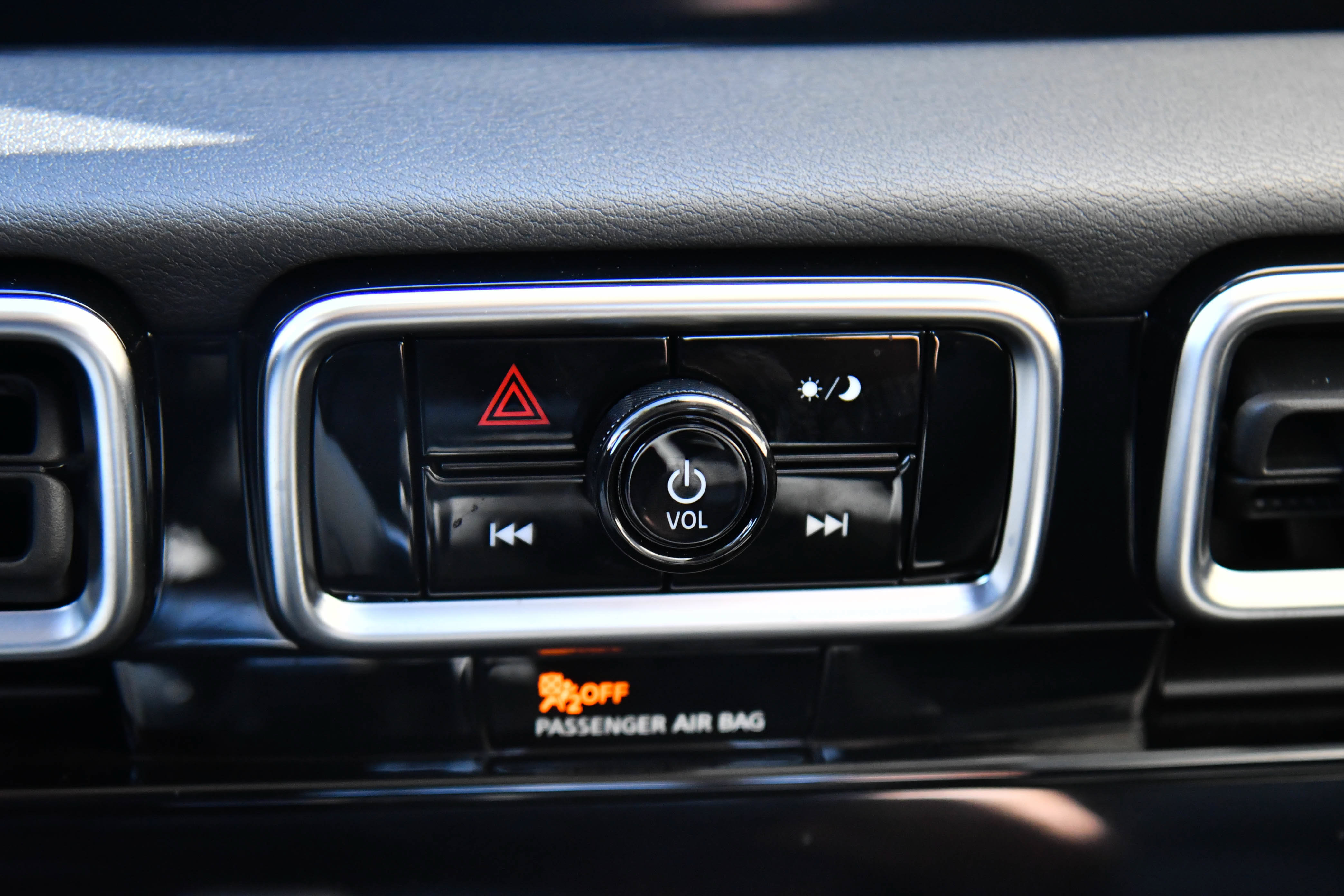 Used 2026 Nissan Sentra SV w/ Floor Mat Package FWD image 23