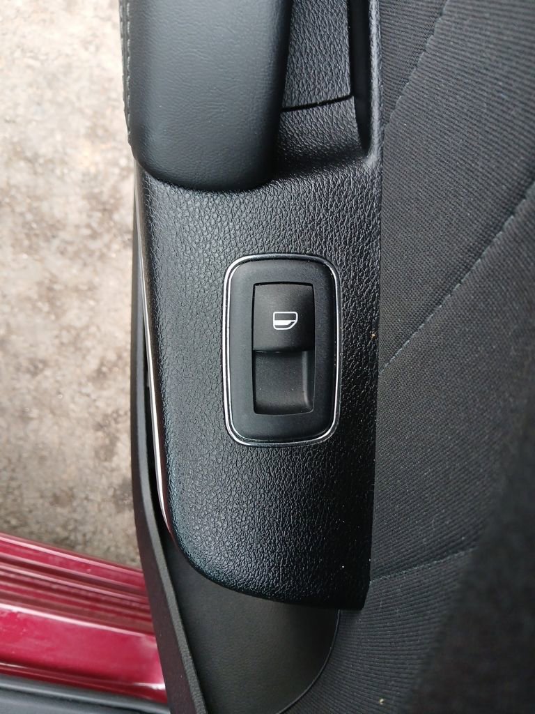 Used 2023 Dodge Charger SXT w/ Cold Weather Package image 31