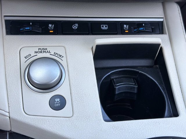 Used 2017 Lexus ES 350 w/ Luxury Package FWD image 26
