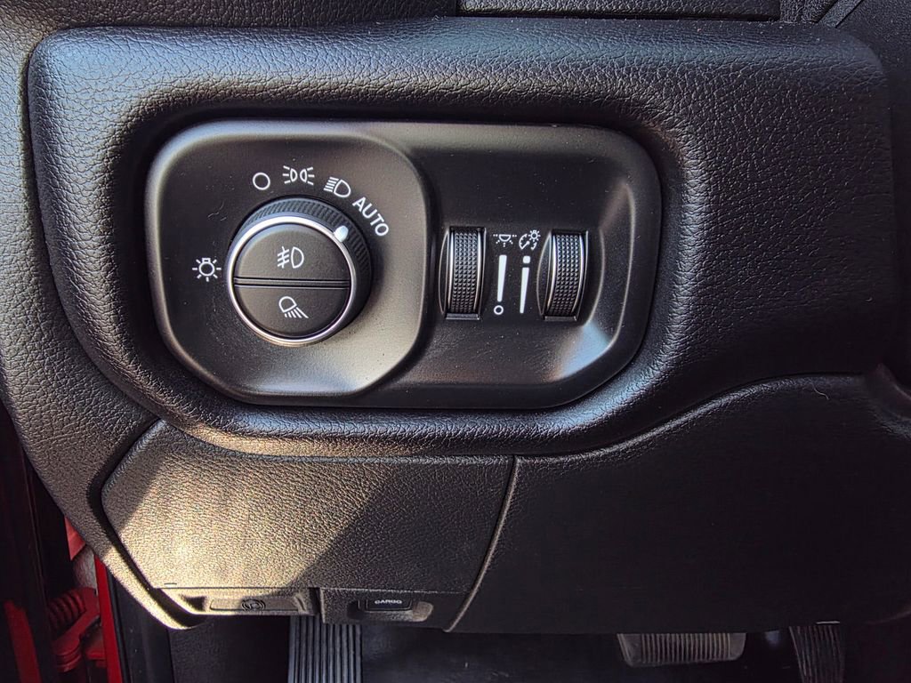 Used 2021 RAM 3500 Laramie image 13