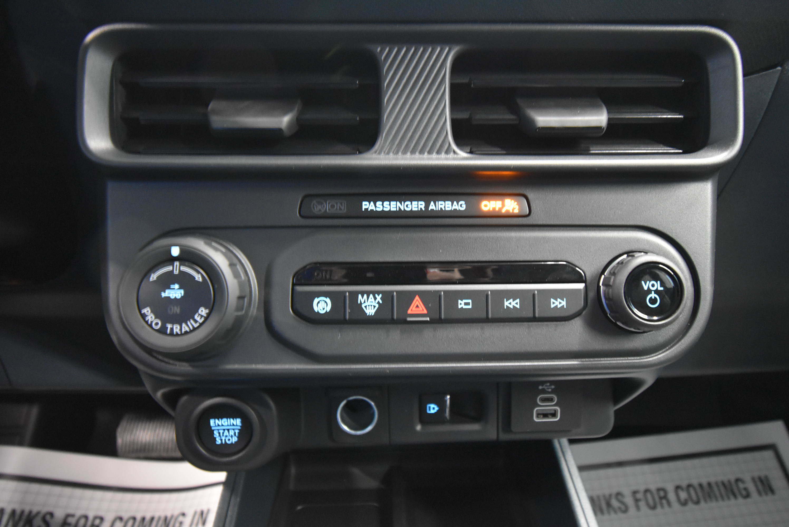 New 2026 Ford Maverick Lariat w/ Black Appearance Package AWD/4WD image 14