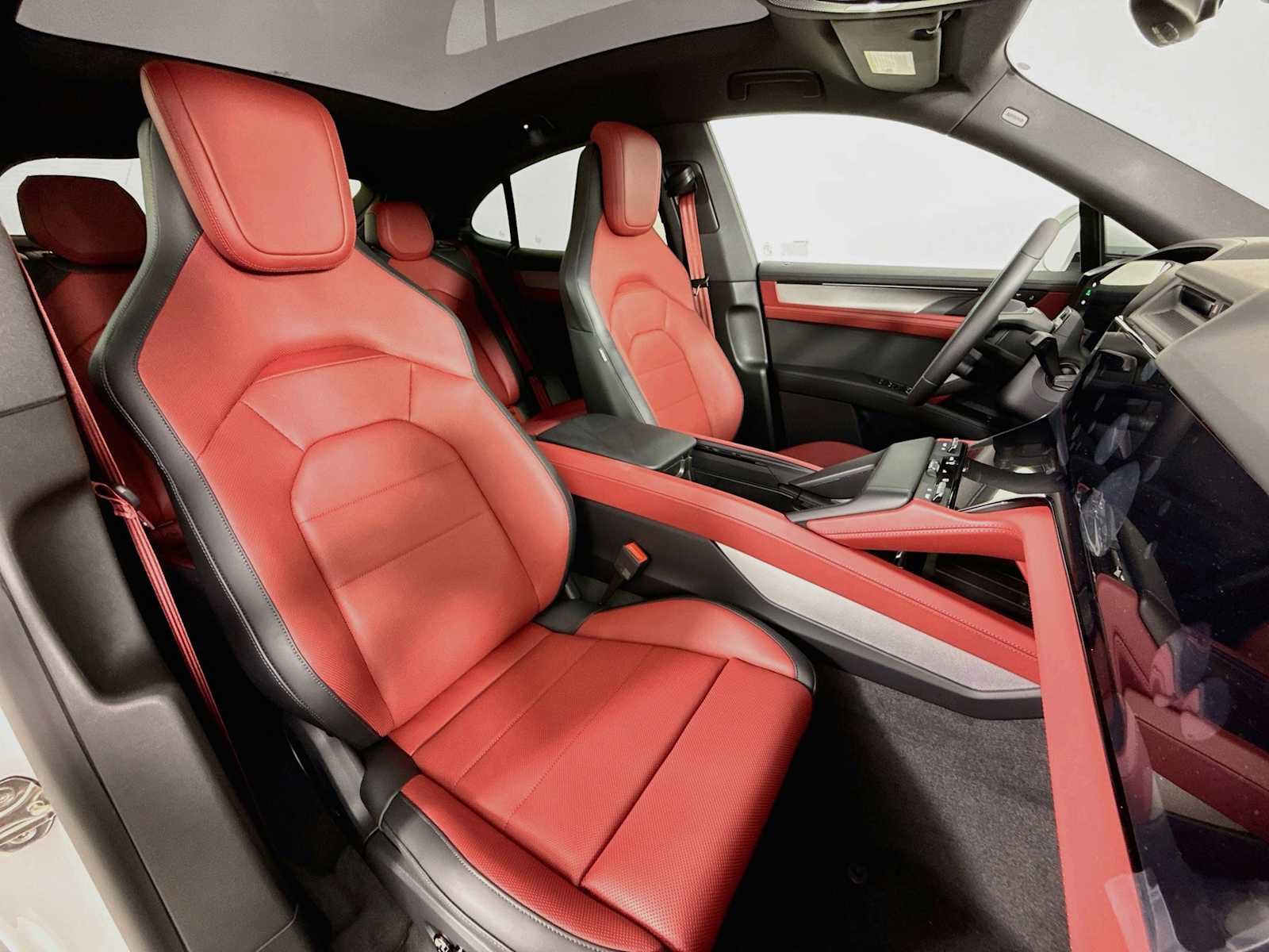 New 2026 Porsche Cayenne Electric Coupe AWD/4WD image 28
