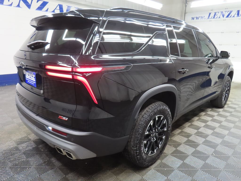 Used 2024 Chevrolet Traverse Z71 w/ LPO, Floor Liner Package AWD/4WD image 6