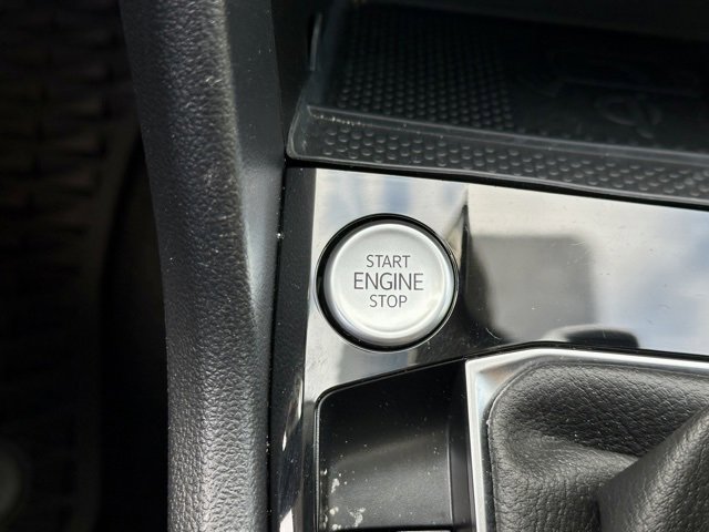 Certified 2024 Volkswagen Taos SE image 31