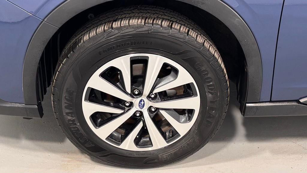 Used 2020 Subaru Outback Premium AWD/4WD image 29
