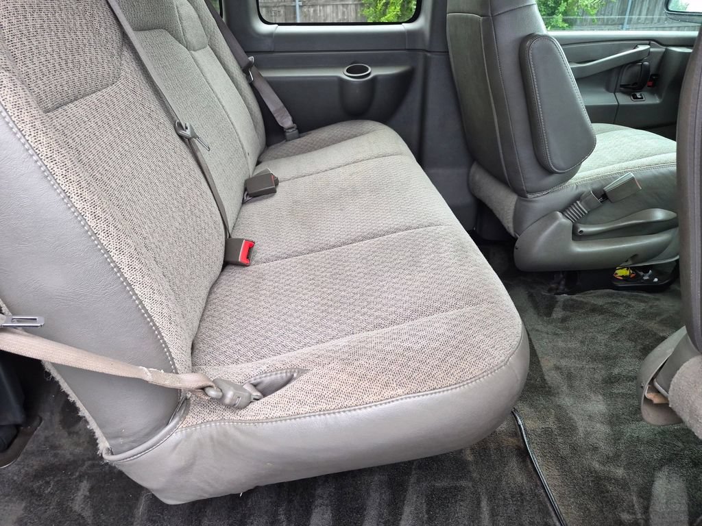Used 2018 Chevrolet Express 3500 LT w/ LT Preferred Equipment Group RWD image 22