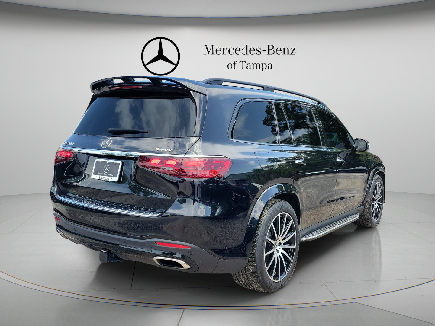 Certified 2025 Mercedes-Benz GLS 580 4MATIC image 3