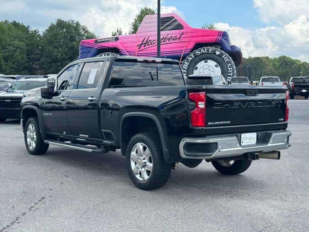 Used 2022 Chevrolet Silverado 2500 LTZ w/ LTZ Convenience Package AWD/4WD image 5
