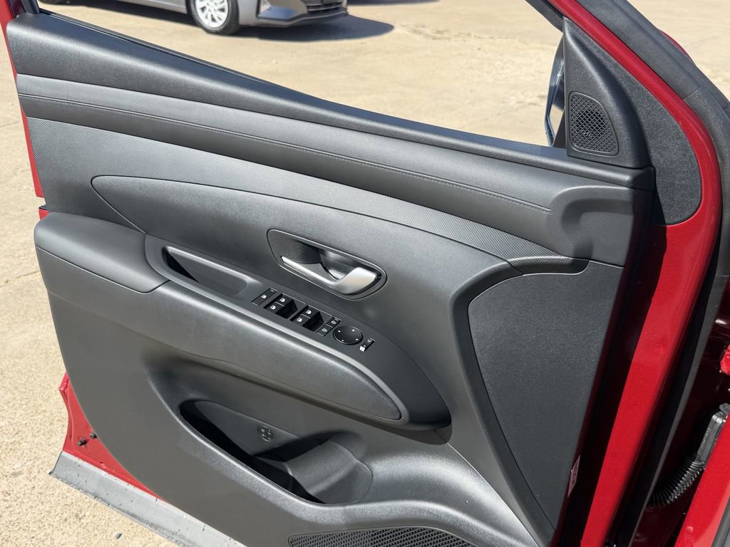 New 2026 Hyundai Tucson SE image 21