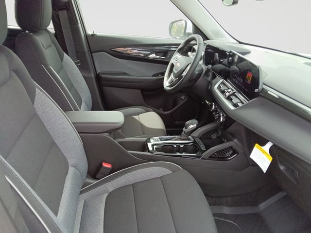 New 2026 Chevrolet TrailBlazer LT w/ Convenience Package AWD/4WD image 16