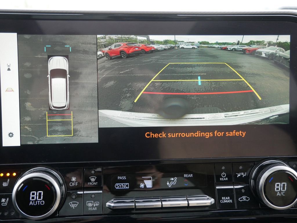 Used 2023 Toyota Highlander Platinum AWD/4WD image 21
