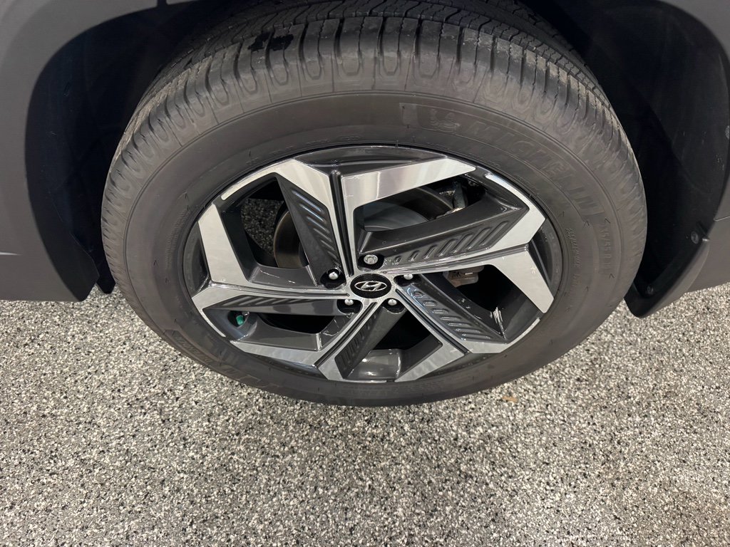 Used 2022 Hyundai Tucson Limited w/ Cargo Package image 14