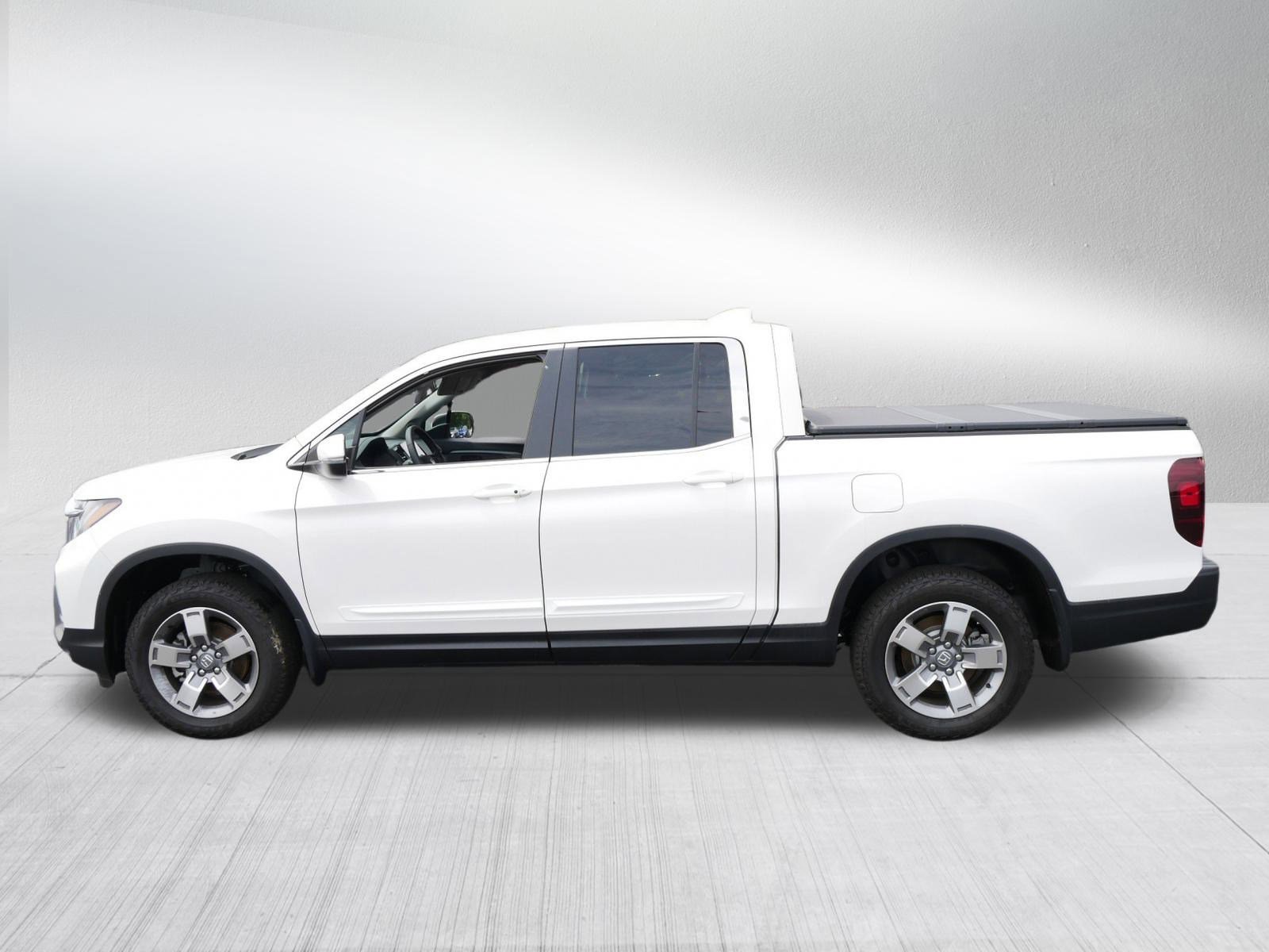 Used 2025 Honda Ridgeline RTL image 4