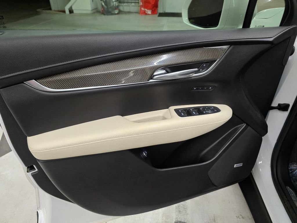 Used 2020 Cadillac XT5 Sportv AWD/4WD image 13